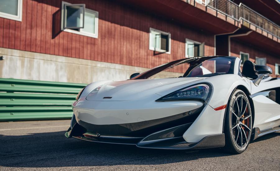 Детали экстерьера McLaren 600LT Spider 2019 года  (NA) (фото 17 из 41)